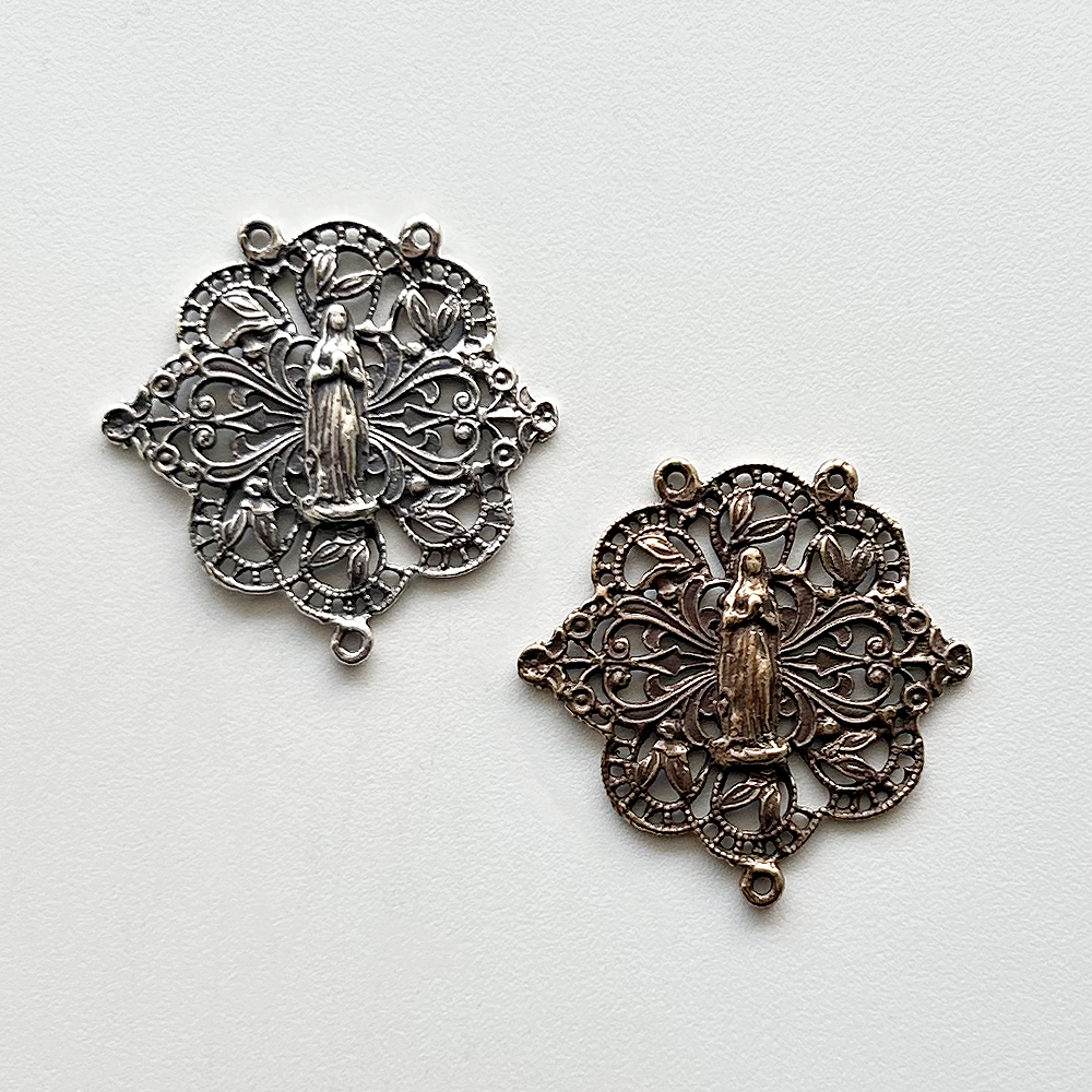 1140 - Center - Filigree Lace