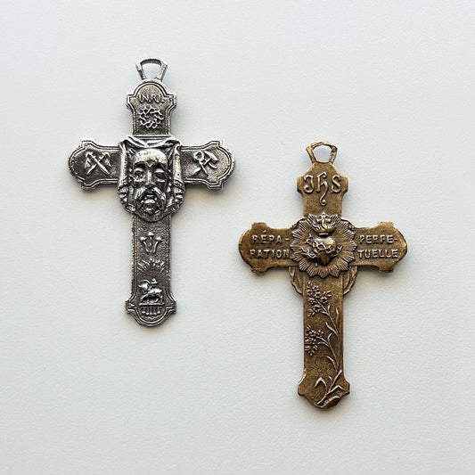 477 - Cross, Divine Face of Jesus, Europe