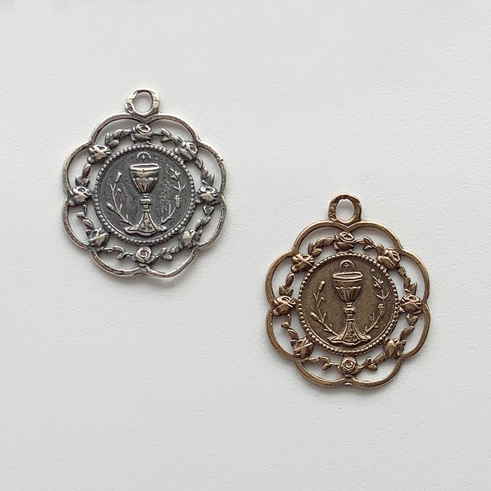 614 - Medal, Eucharist, Rose Frame
