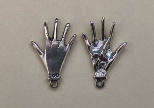 024 - Milagro, Hand with Cross, Guatemala