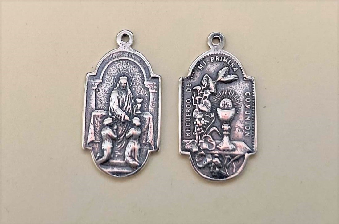 031 - Medal - Eucharist - First Communion 19C