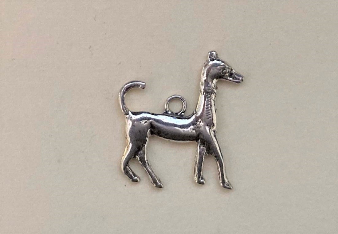032 - Charm, Dog