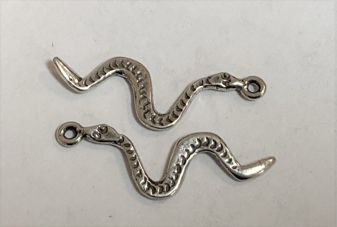 049 - Charm, Snake, Guatemala