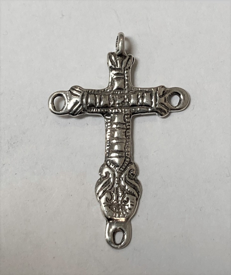 080 - Cross with Rings, Ecuador, Rare