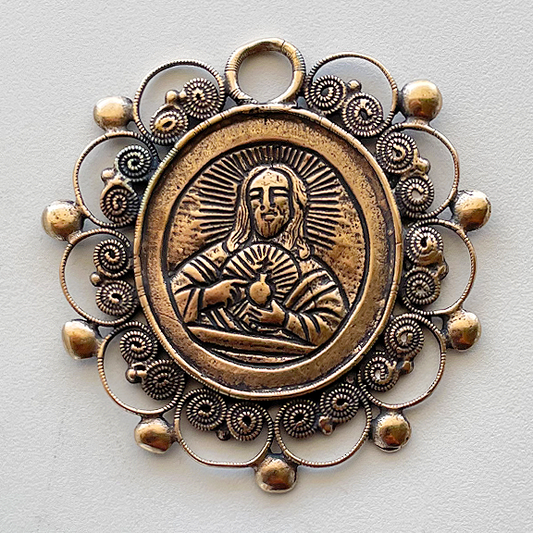 1059 - Medal - Beautiful Sacred Heart - 2"