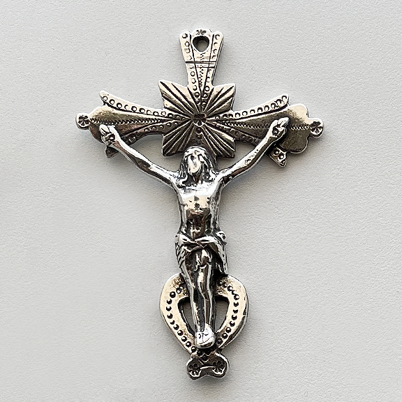 1066 - Crucifix - Old Colonial Spanish - 18-C 2 - 1/4"
