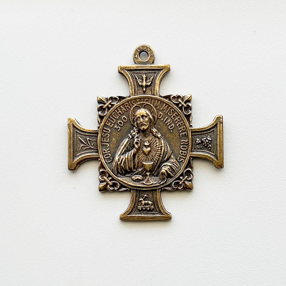 1093 - Medal/Cross - Eucharist, Sacred Heart