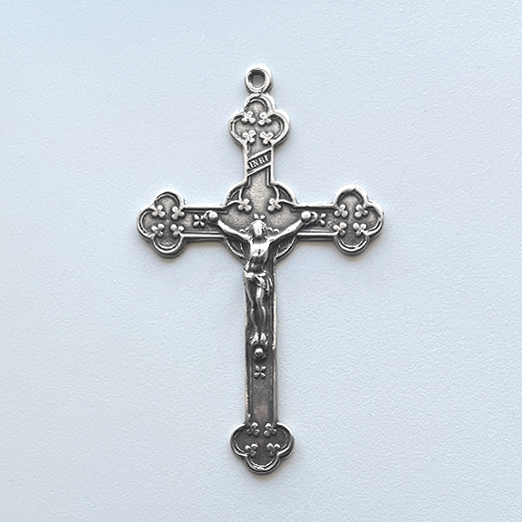 1215 - Crucifix - Many Clovers
