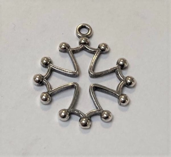 123 - Cross - Small Openwork Design