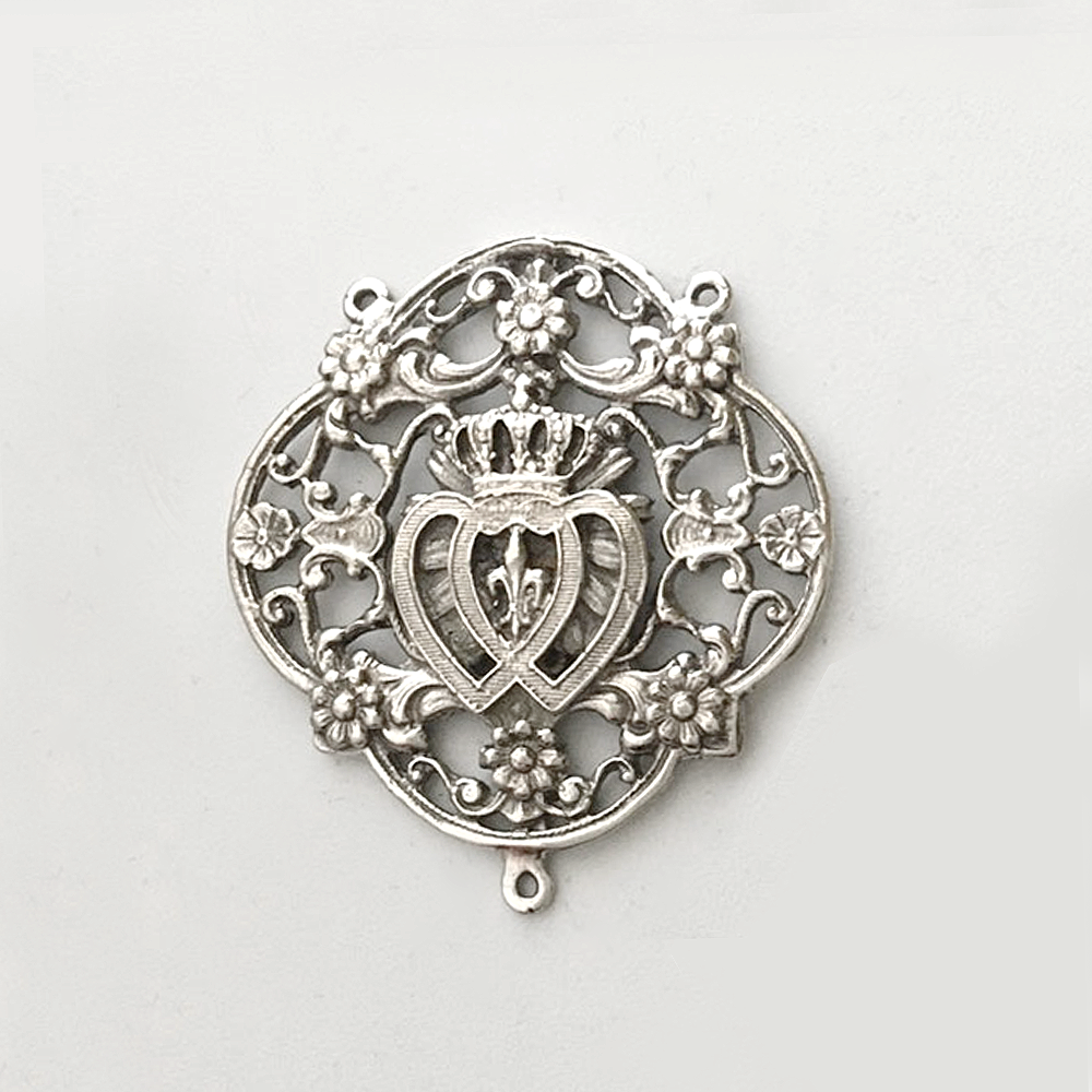 1263 - Center - Ornate Twin Hearts