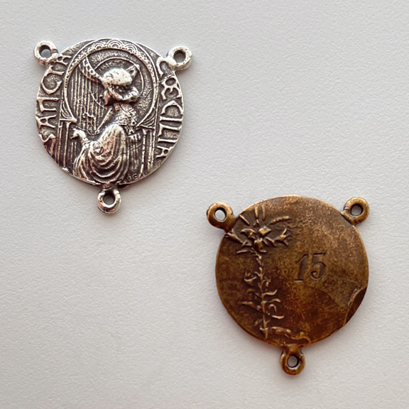 1279 - CENTER - St. Cecilia /Cecelia, Ornate