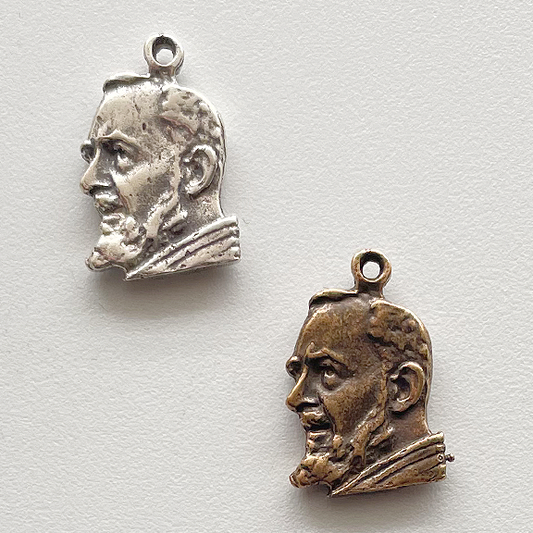 1289 - MEDAL, Padre Pio, Figural - 3/4"