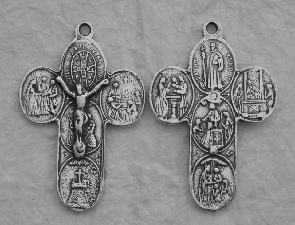1324 CRUCIFIX, PENDANT, St. Benedict, Benoit -France/Sacraments
