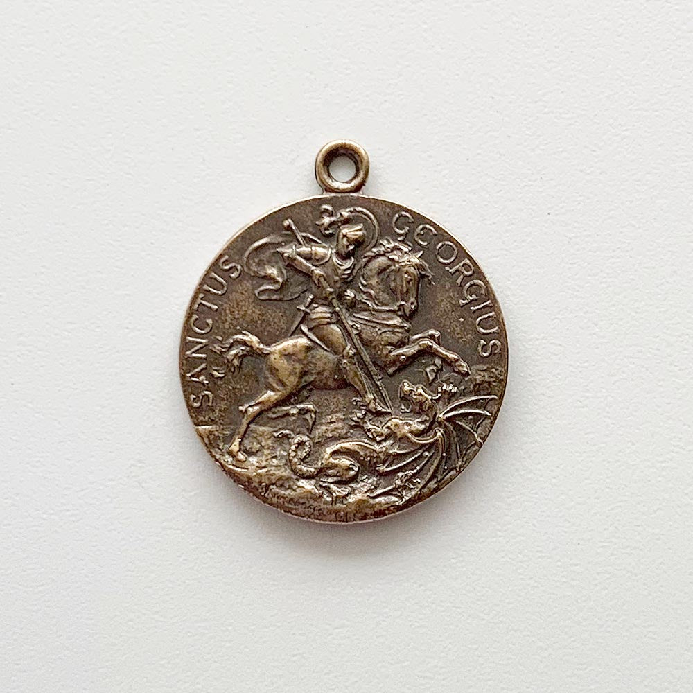 1339 - MEDAL - St. George slamming Satan/Tempest, Beautiful