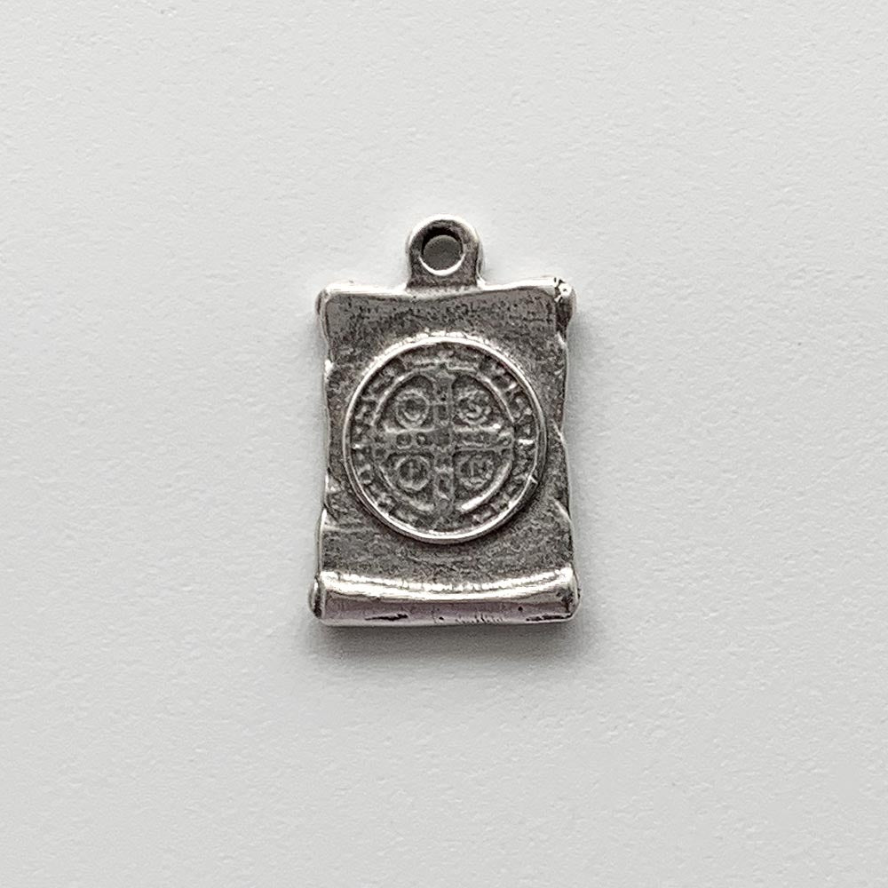 1383 - MEDAL, St. Benedict, Scroll with Prayer