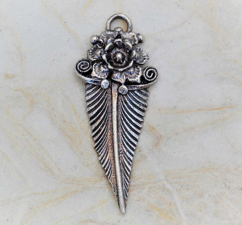 1399A - CHARM/PENDANT, Feather A, Embellished - One Sided