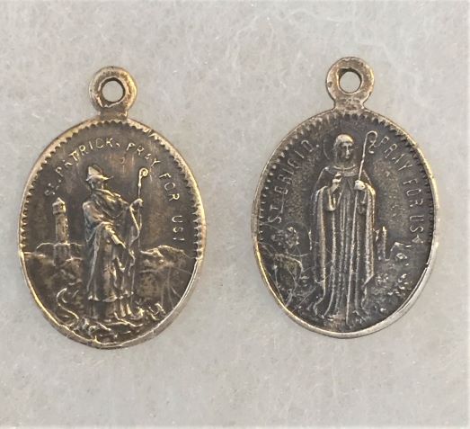 1441 - MEDAL, Saint Brigid, Bridget of Ireland/Saint Patrick Pray for Us