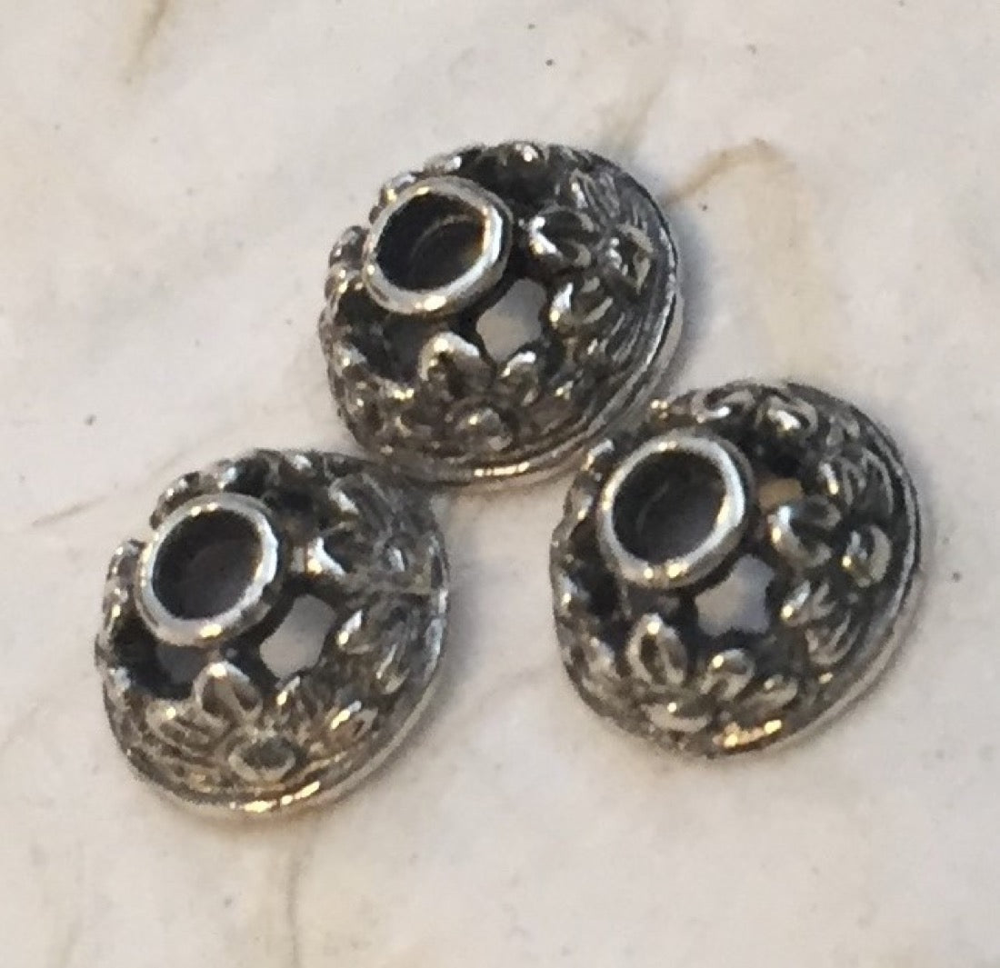 1495 - BEAD CAP - 6mm - Floral, Very Pretty