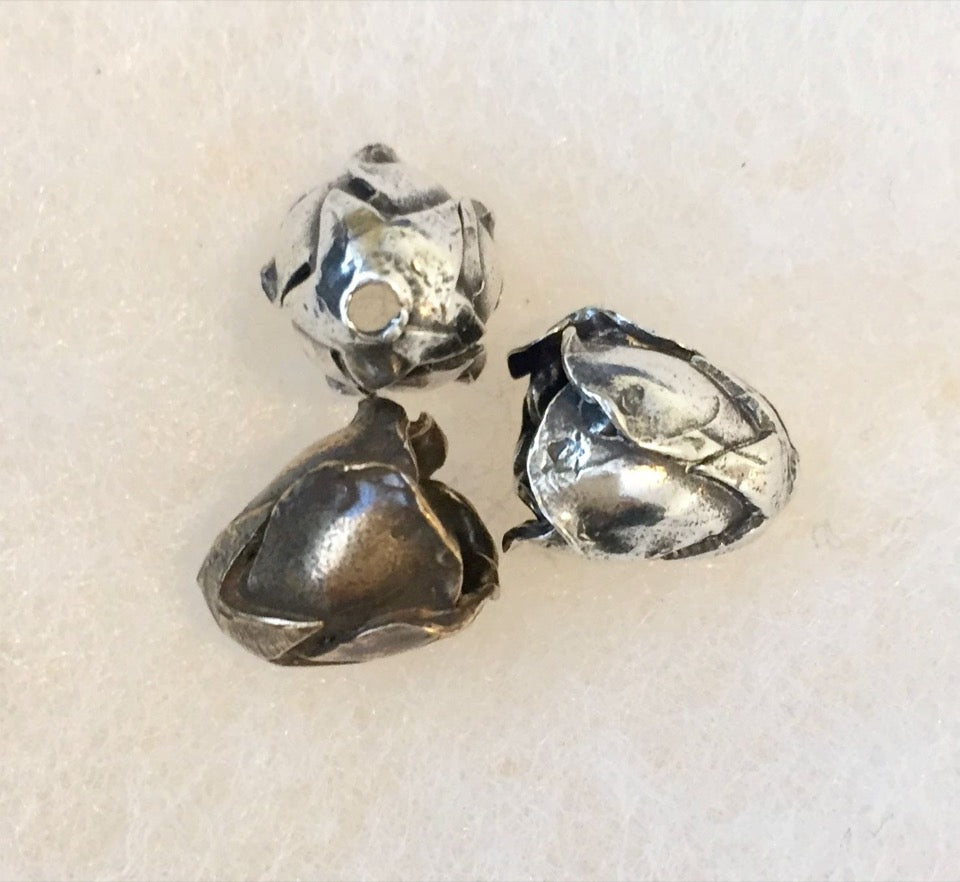 1520 EARRING/ BEAD CAP/ DANGLE- Rose Bud