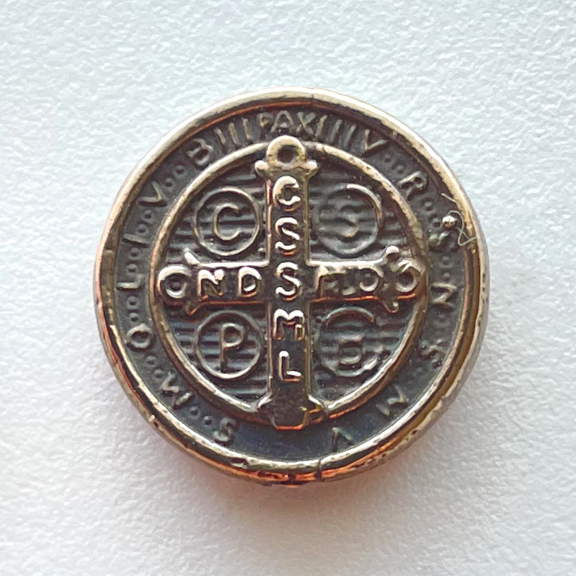1521 BEAD/MEDAL - St. Benedict with Prayer