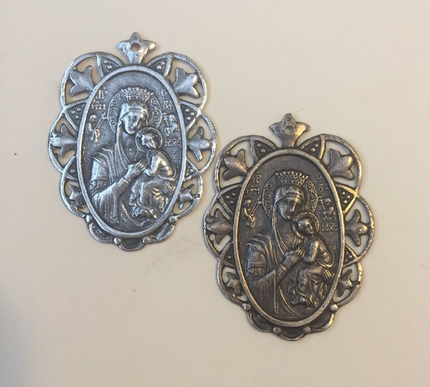 1539 MEDAL, Our Lady of Perpetual Help, Eastern Europe - Gorgeous!