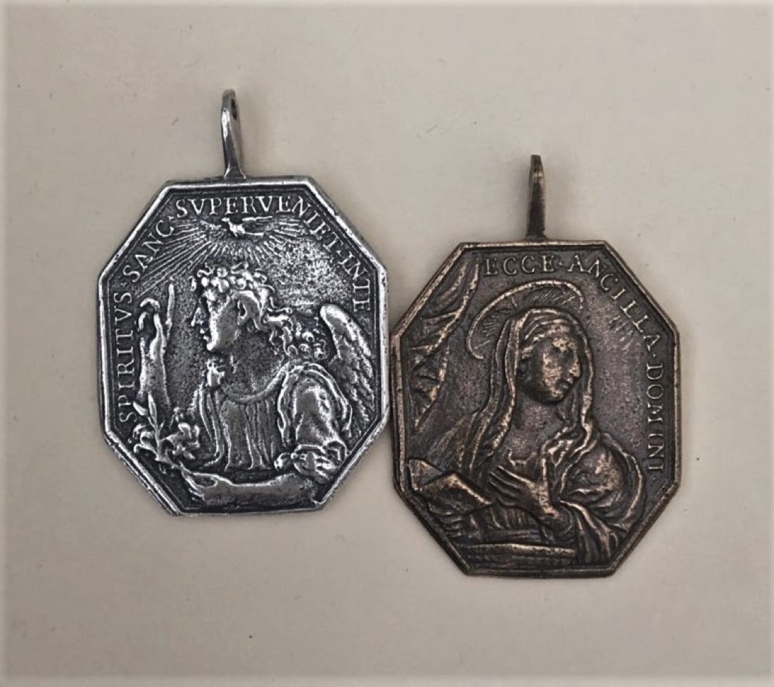 1572 MEDAL, Archangel Gabriel/ Mary, "Behold the Handmaid of the Lord."