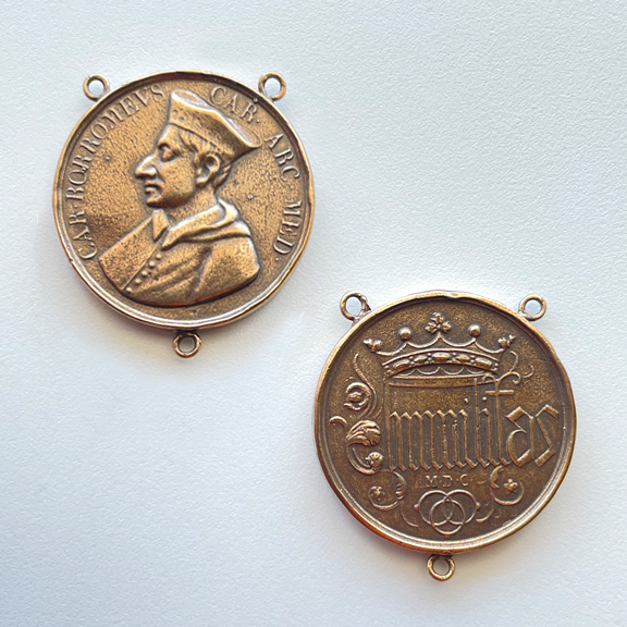 1582C-B CENTER, Saint Charles, Carlos Borromeus, Patron of Spiritual Leaders, 1-3/8" $18.55