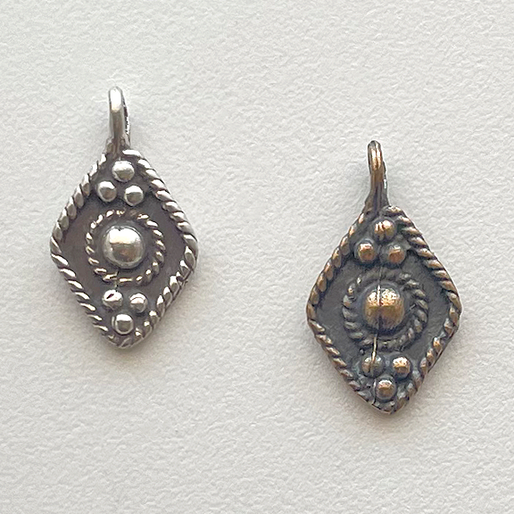 171 - Dangle, Ethnic 5/8"