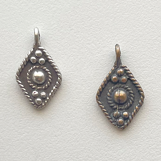 171 - Dangle, Ethnic 5/8"