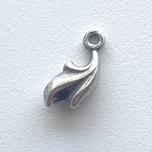177 - Dangle, Decorative Leaf