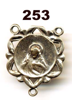 253 - Center, Lace Edge