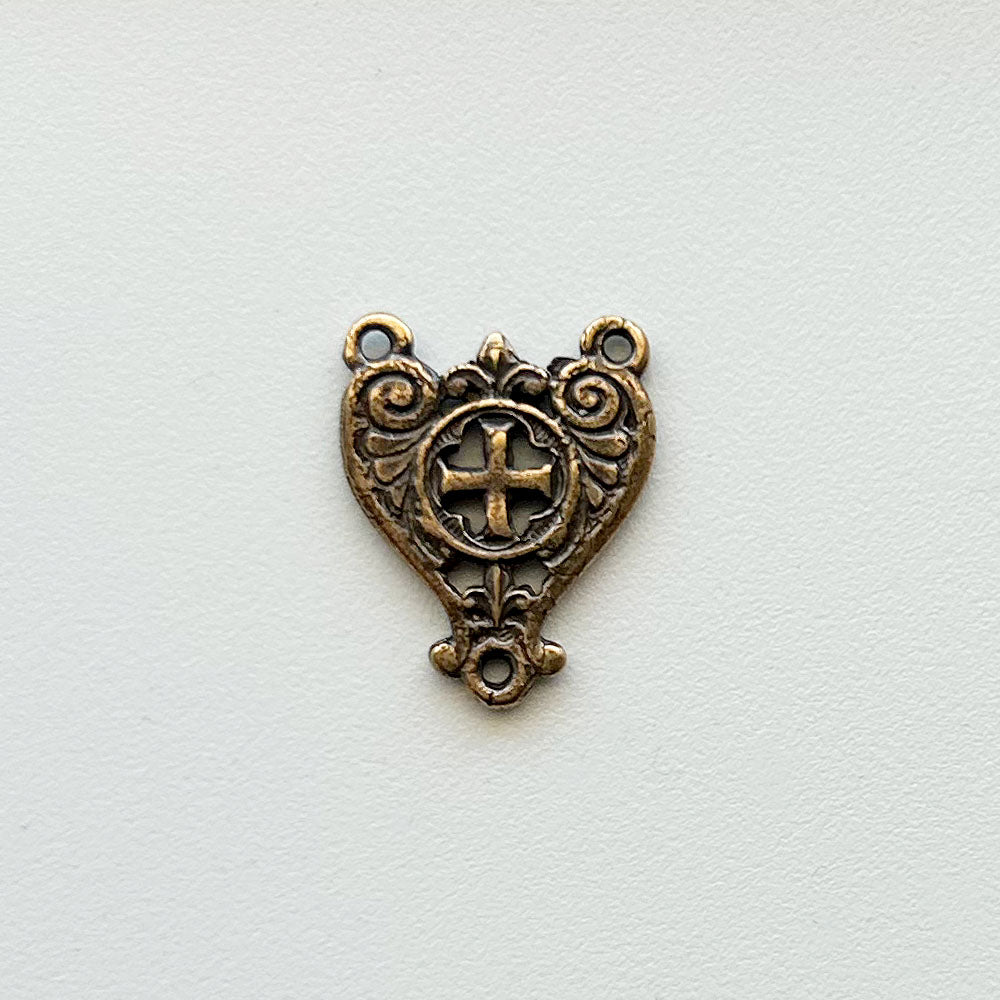 255 - Center W/Cross 2