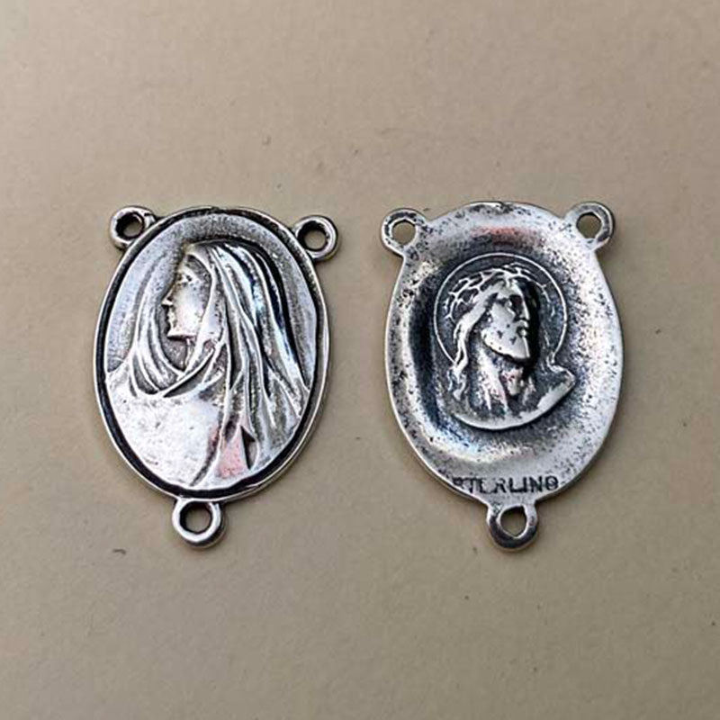 367 - Center, Madonna Profile/Jesus, Oval