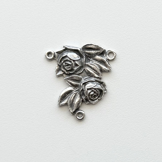 300 - Center, Two Roses/Miraculous