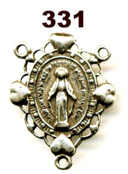 331 - Center, Mary/Hearts
