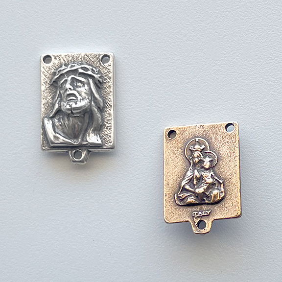 338 - Center, Jesus Face - 5/8""