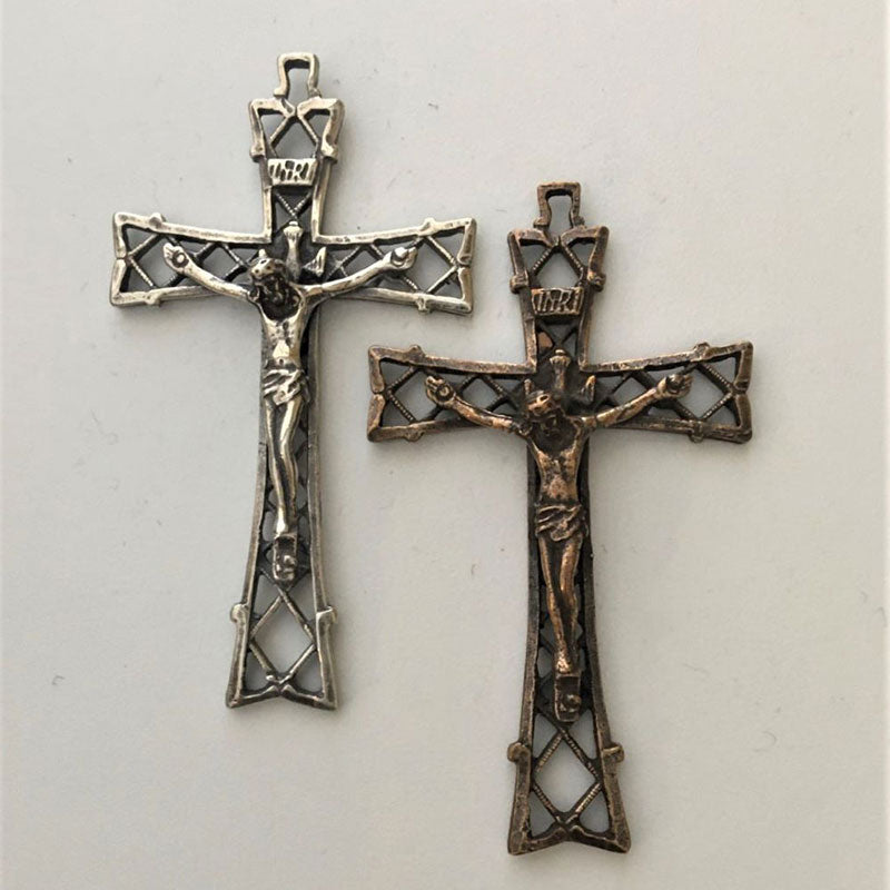 339 - Crucifix, Large Lattice