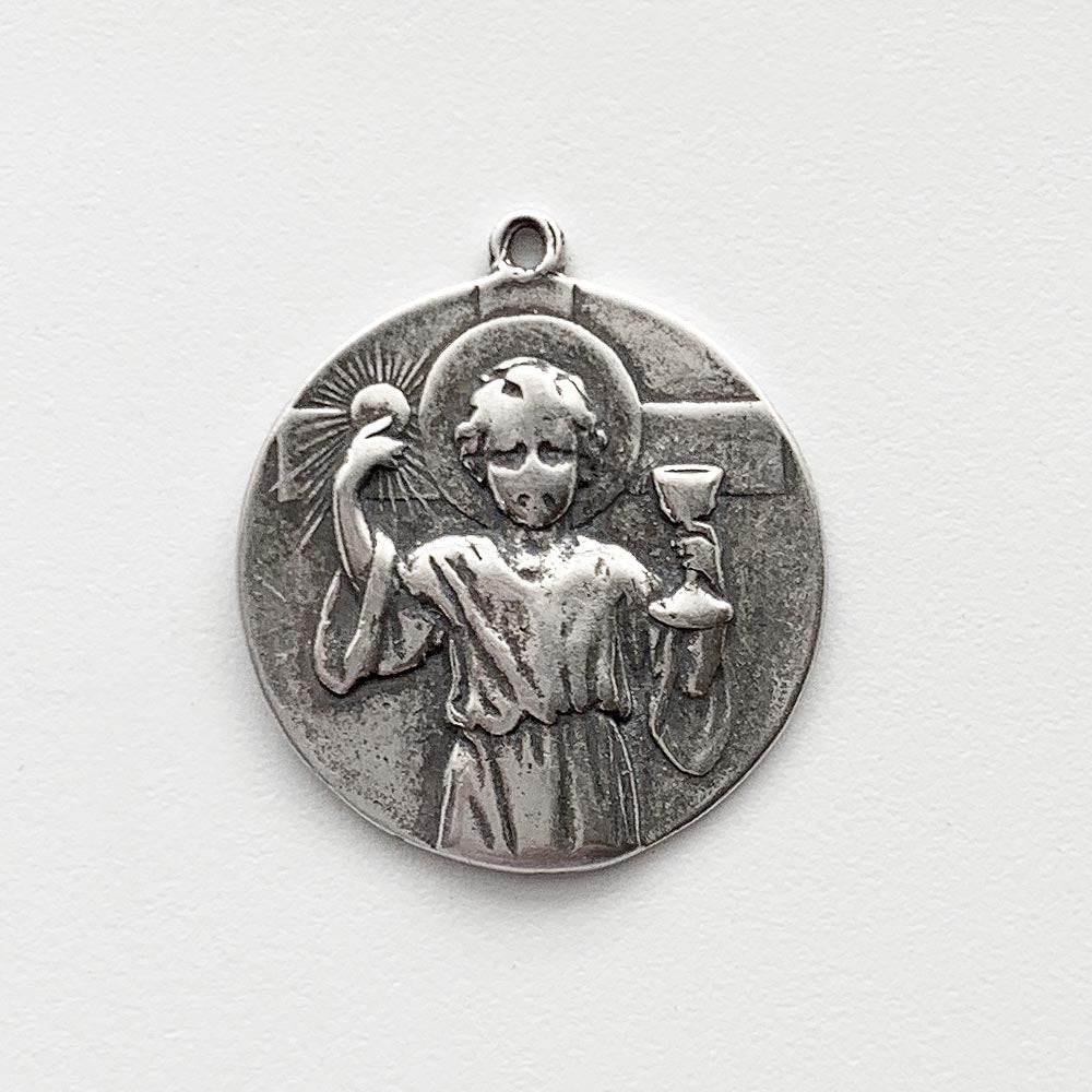 428 - Medal, Young Jesus with Eucharist