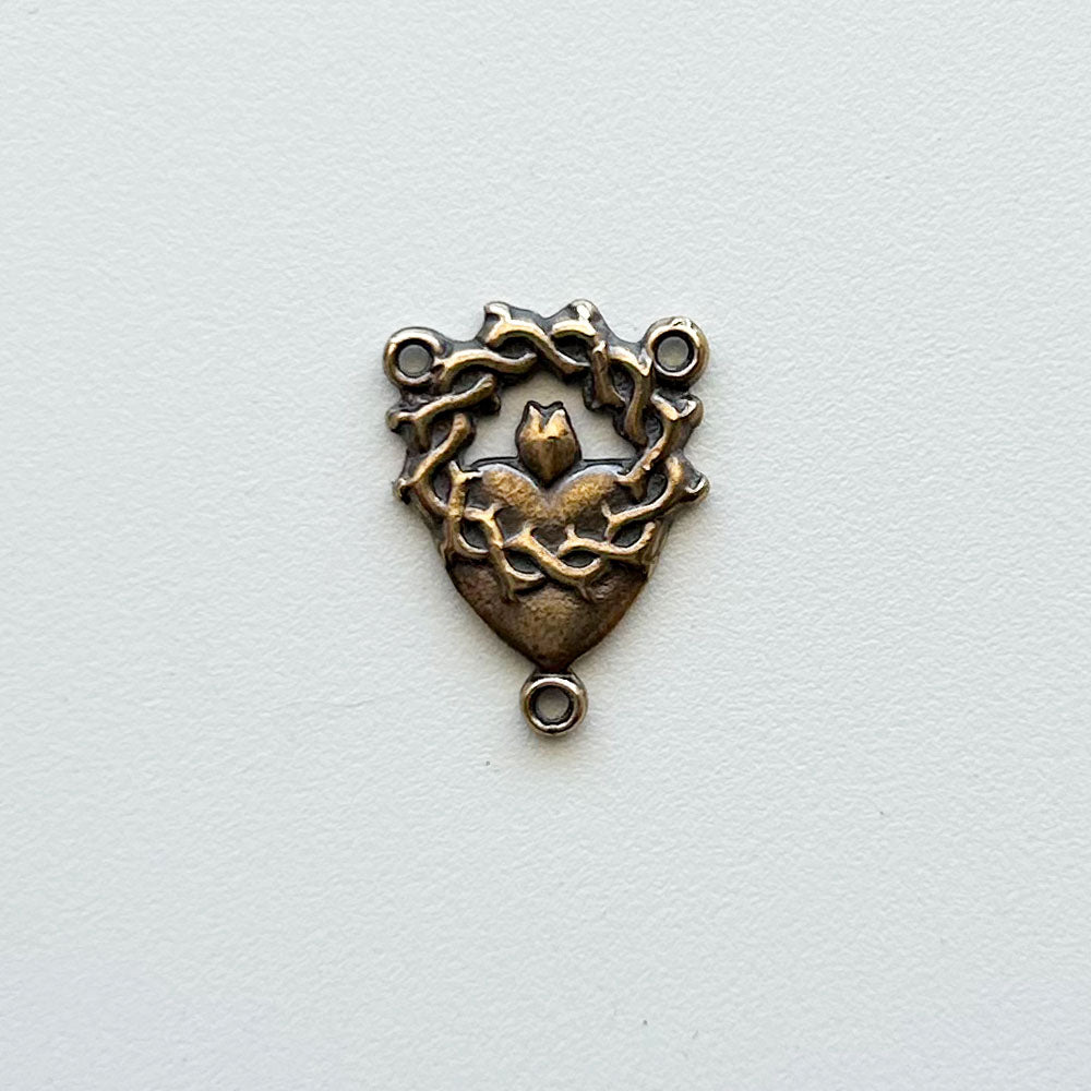 454 - Center, Heart with Crown of Thorns