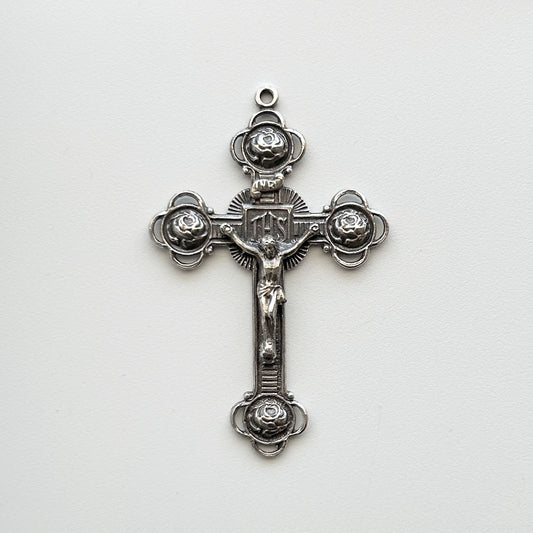 471 - Crucifix, Four Roses