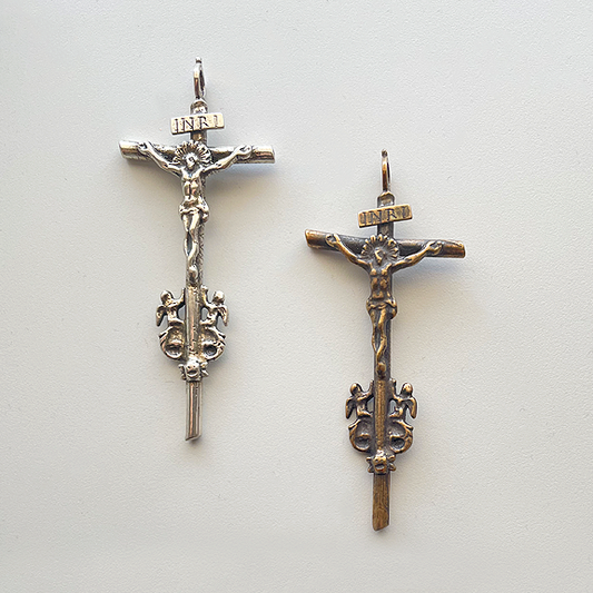 583 - Crucifix, Antique Angels, 18C Italy