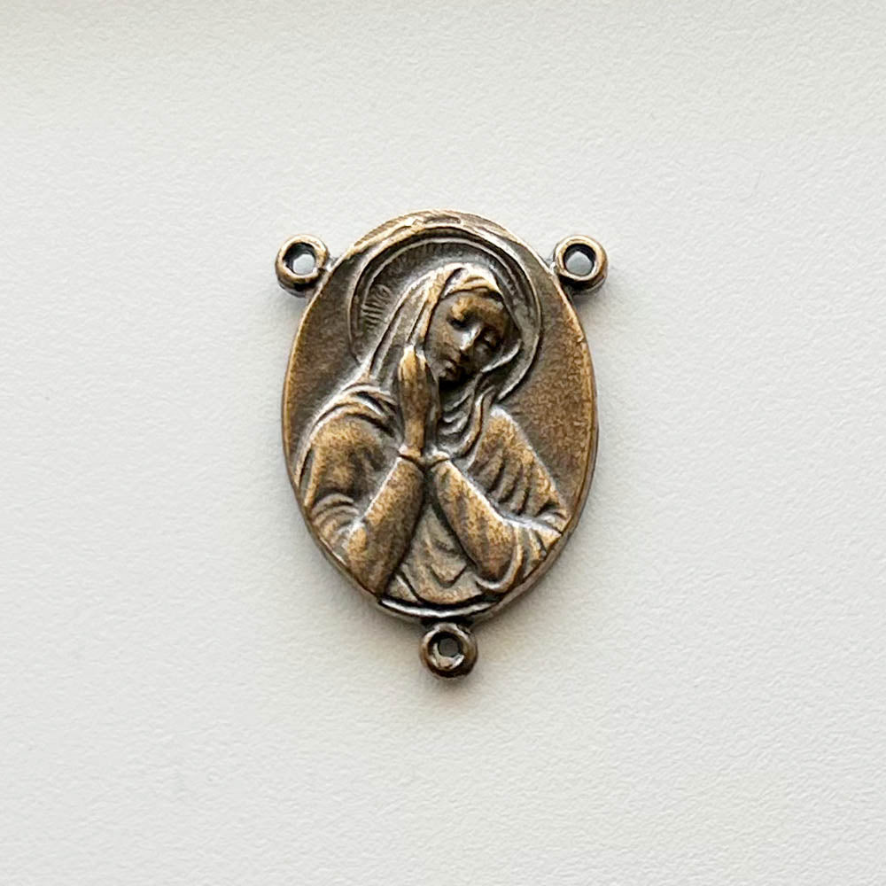 595 - Center, Large Sacred Heart/Mary, Oval