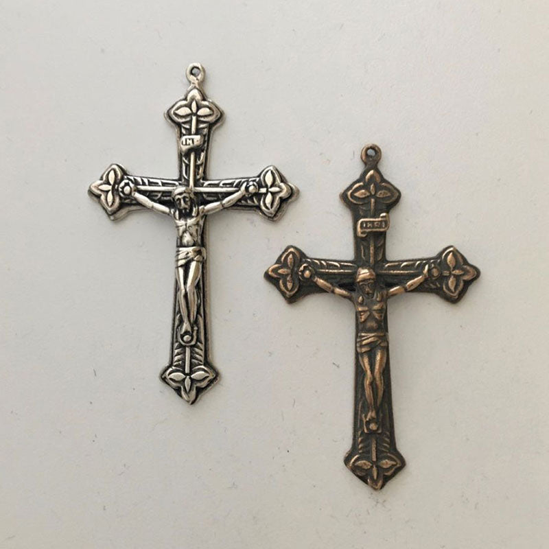 343 - Crucifix, 3 Leaves, Italy