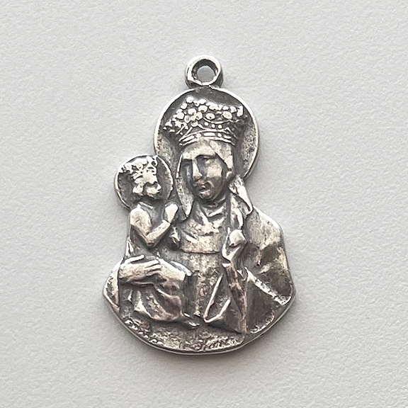 605 - Medal, St. Anne DeBeaupre 1"