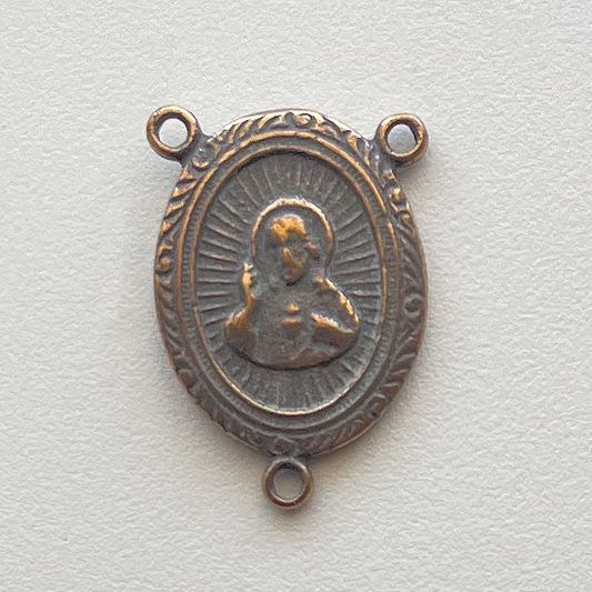 616 - Center, Mary, Halo, Textured 7/8"