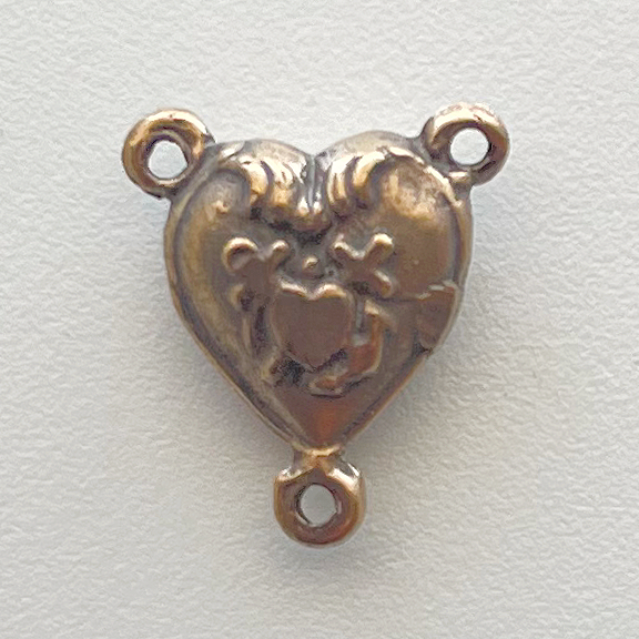701 - Center, Puffy Heart-"Faith, Hope and Charity" - 3/4"