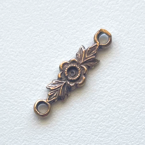 702 - Link, Tiny Rose, Two Sided