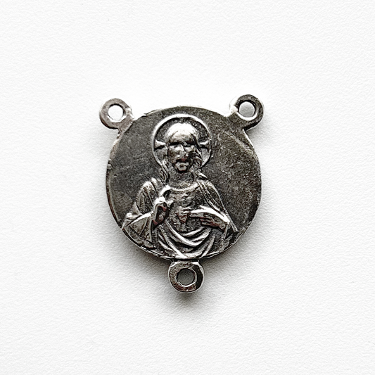 722 - Center, Beautiful Mary/Sacred Heart