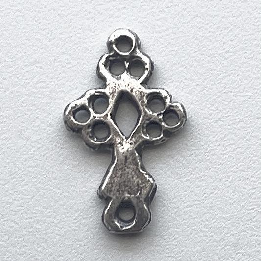 769 - Cross, Small, Latin America 18C