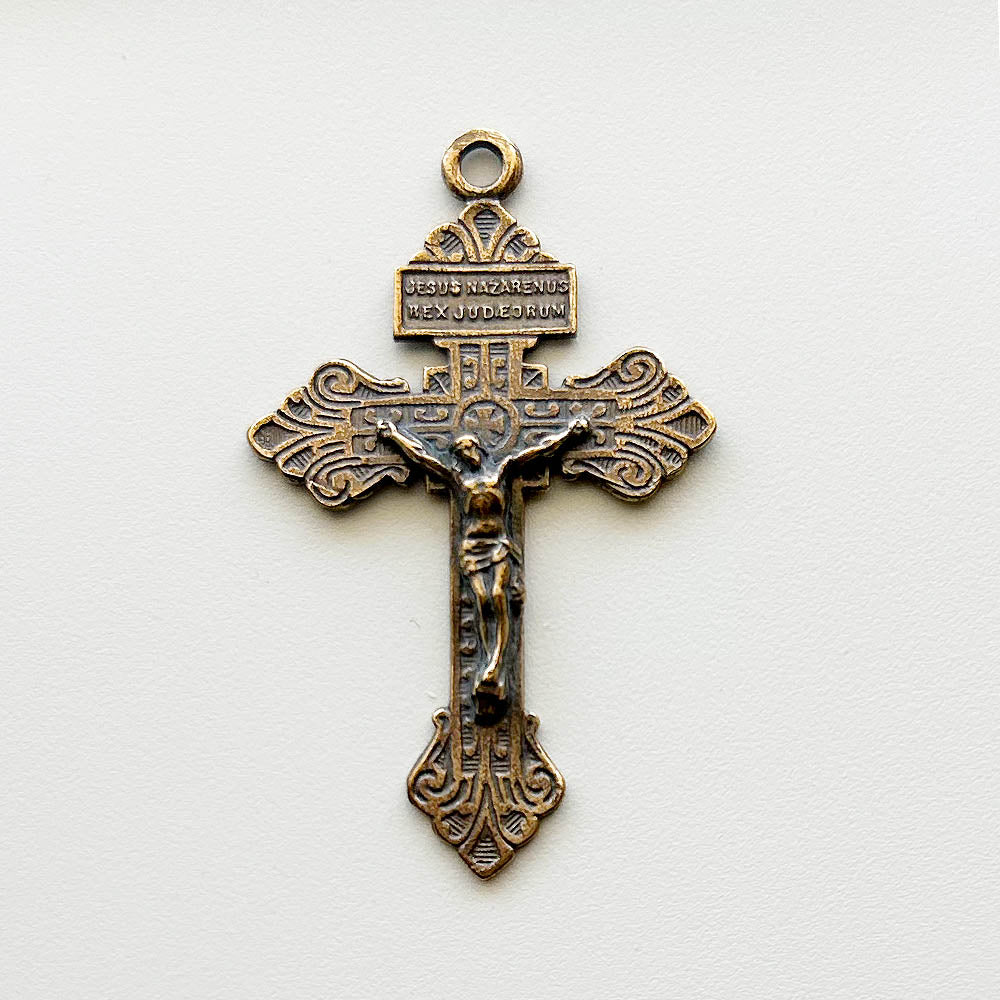 775 - Crucifix, Pardon